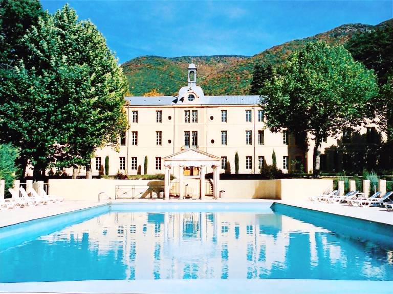 Appartement Montbrun-les-Bains