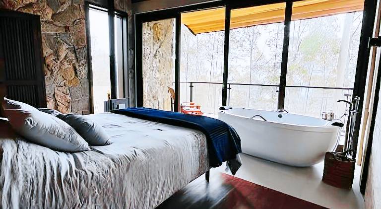 Chalet with 2 rooms for 4 persons — photo 2