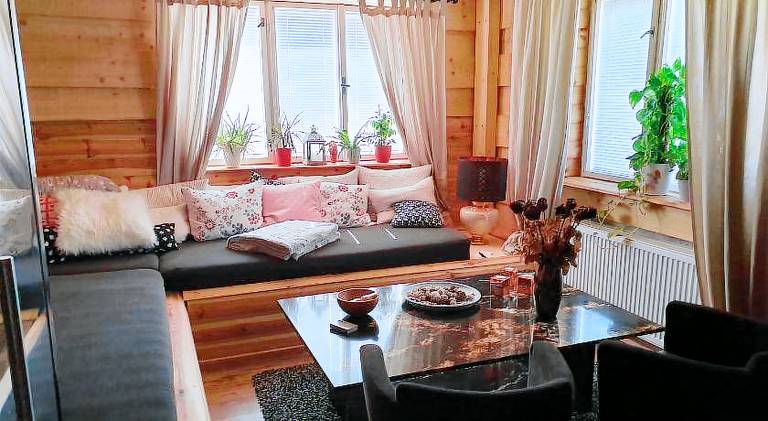 Chalet with hot tub, private pool & yard | Good for workation | Pets are welcome — photo 2