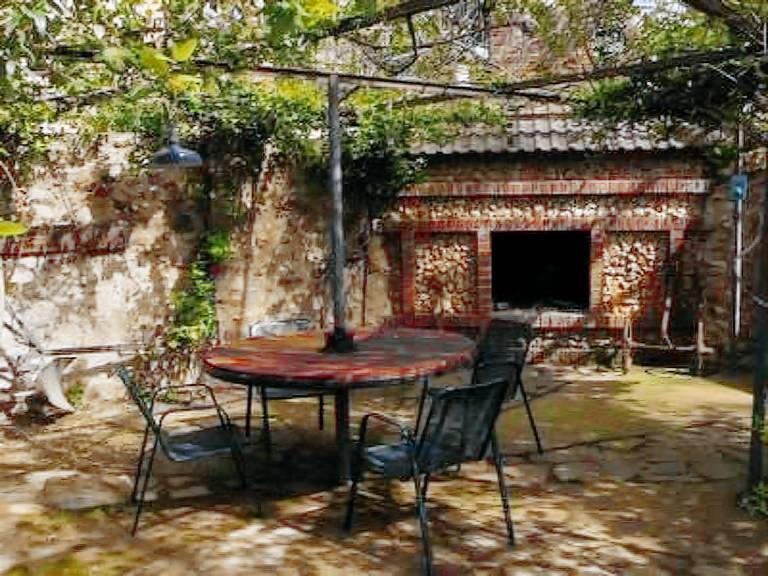 Vacation home with grill, private pool & yard — photo 5