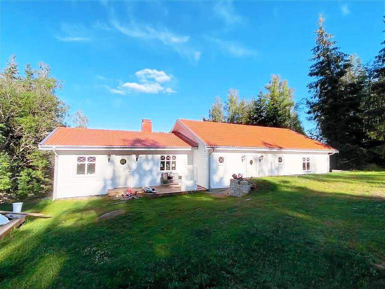 Awesome home in Vena with 1 Bedrooms and Jacuzzi