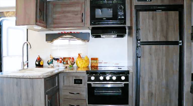 RV quiet place in the mountain — photo 4