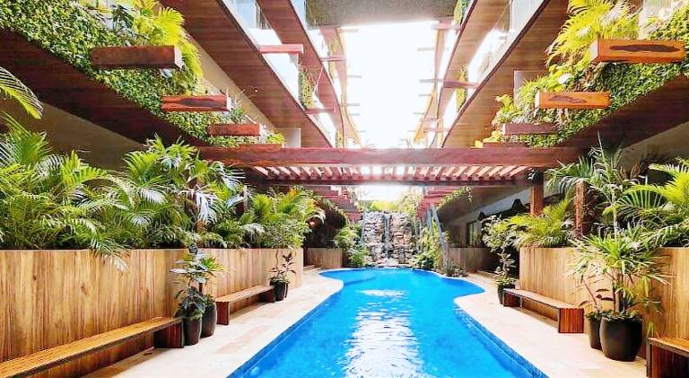 Rental apartment with pool & jacuzzi | Pets are welcome — photo 3