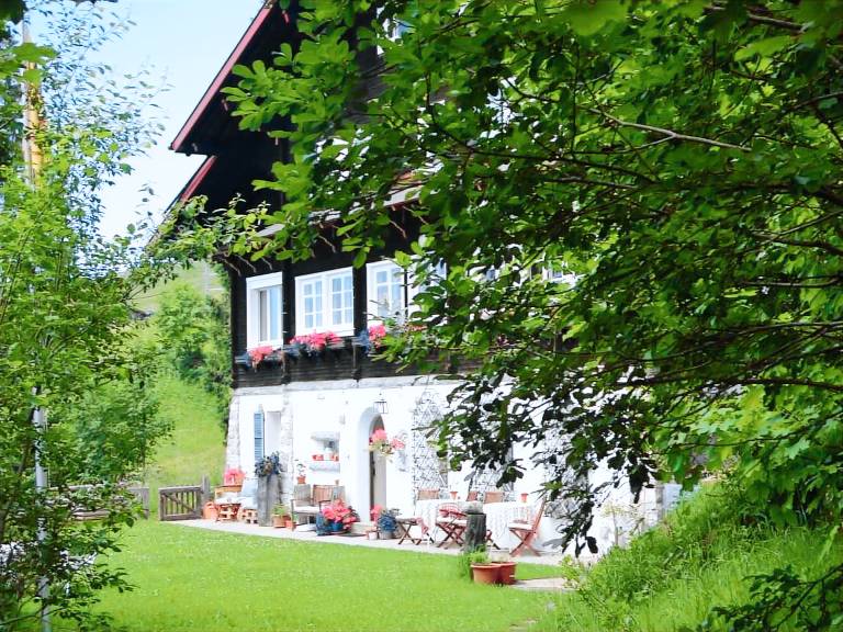 Ferienwohnung mit Hund in Weggis für max. 4 Personen Ferienwohnung mit Hund in Weggis für max. 4 Personen