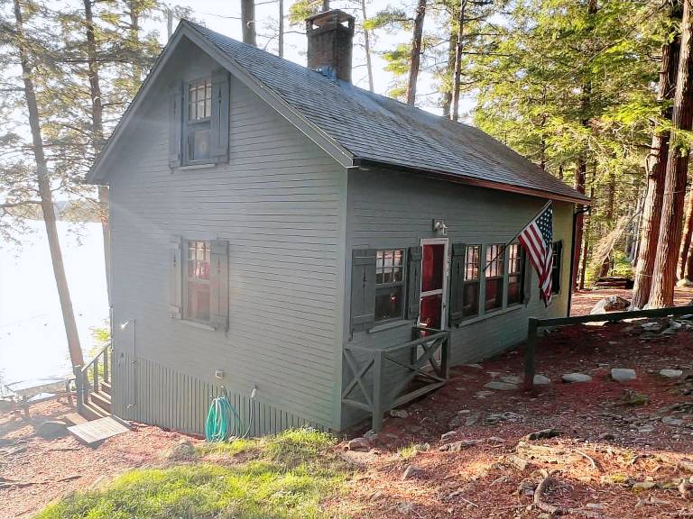 Cabin Sanbornville