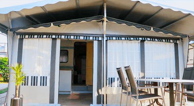 Camping Italia 90 Caravans in Gravedona