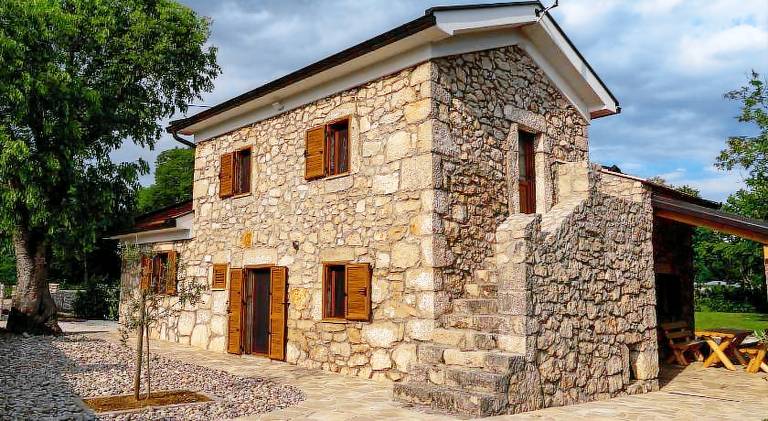 kuća  Veliki Prolog