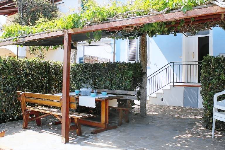 Child-friendly charming rental apartment with garden | Close to the beach | Pet-friendly — photo 2
