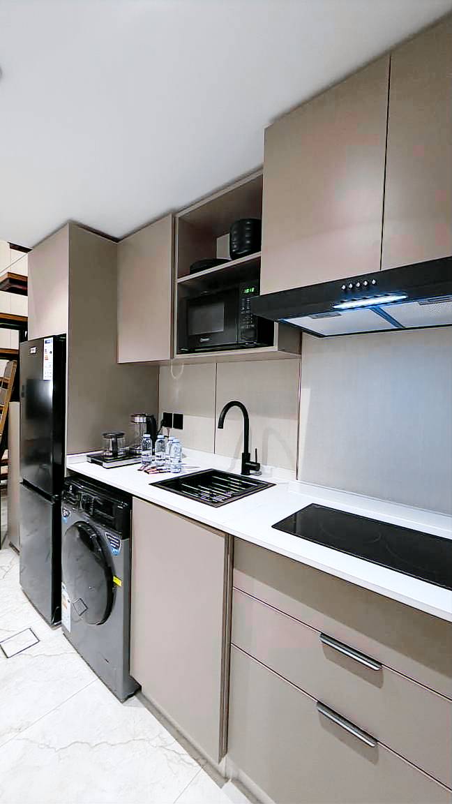 Apartment | Next to Rainbow Street | City view — photo 5
