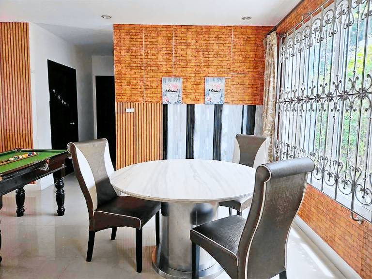 Villa with pool — photo 3