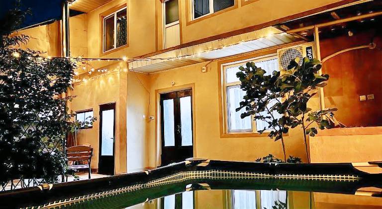 Vacation home with BBQ, terrace & private pool | Suitable for remote work — photo 3