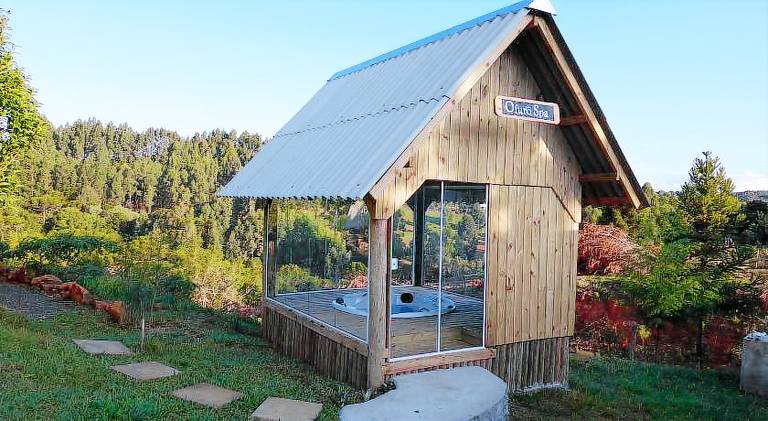 Beautiful chalet with barbecue, garden & hot tub | Dogs allowed — photo 4