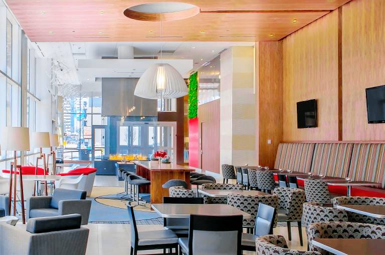 Hampton Inn & Suites Denver/Downtown-Convention Center — photo 3