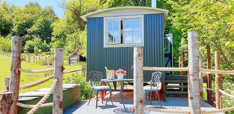 Cabin Frampton