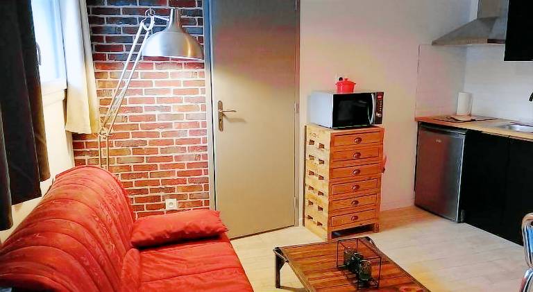 Holiday apartment with 1 room for 2 persons in Le Passage