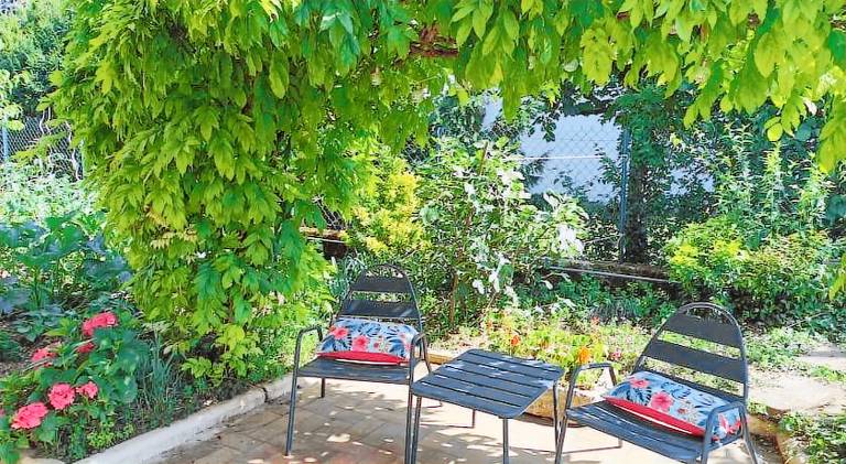 Holiday apartment with 1 room for 4 persons in Dijon