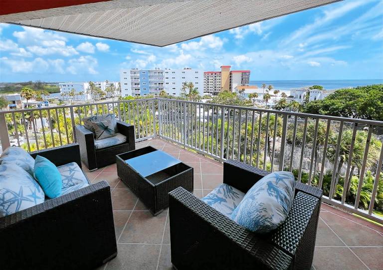 Condo  Redington Beach