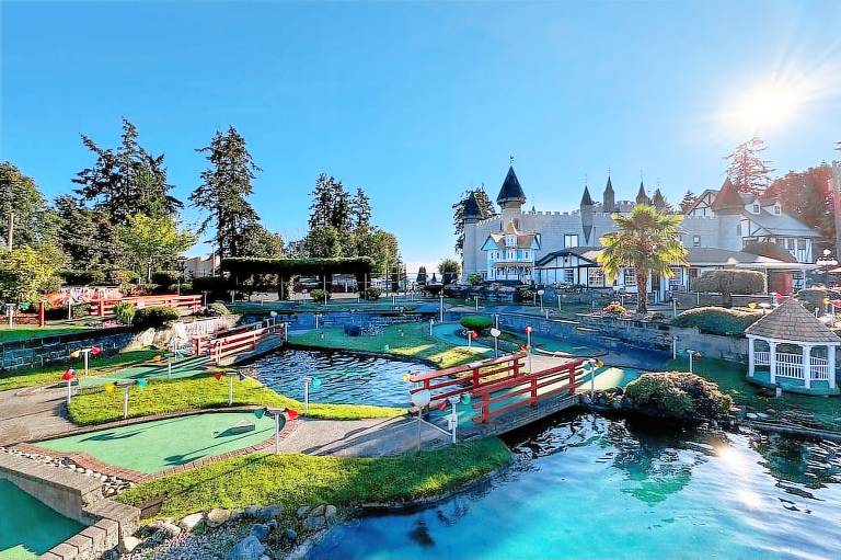 Coast Parksville Hotel