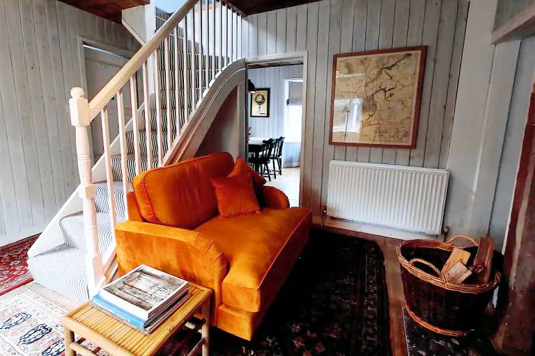 Quaint Cottage Rental Perfect for Romantic Glamping in Cumbria — photo 2
