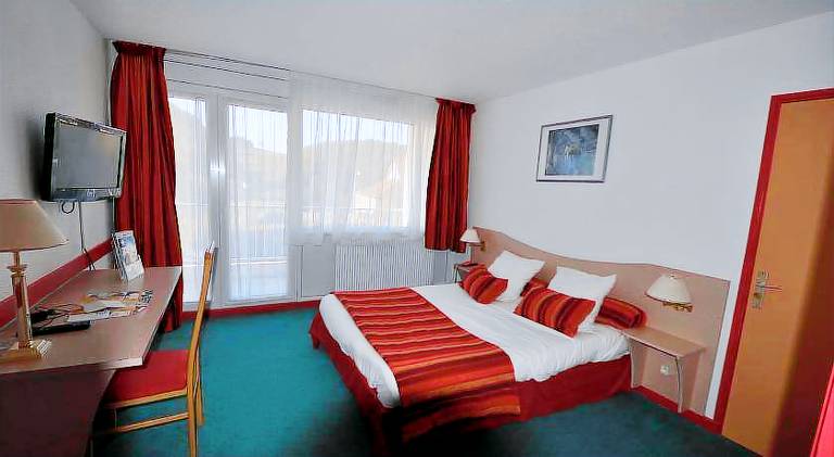Le Relais De La Vallee in Besancon