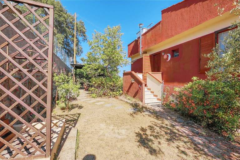 Casa Lola con giardino vista mare a pochi minuti di auto dal centro i Capoliveri — photo 2