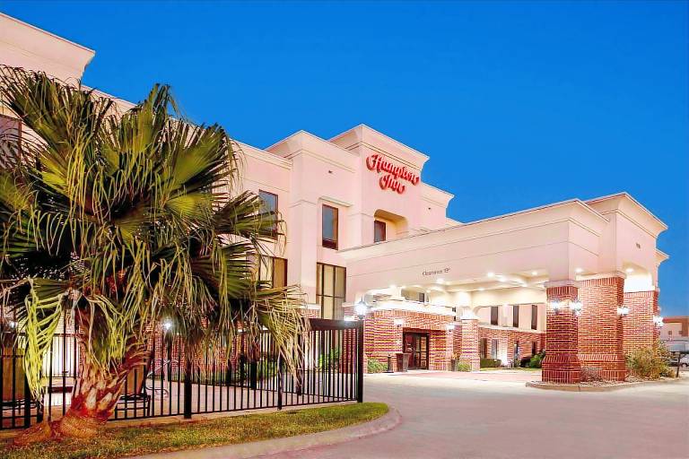 Hampton Inn Victoria — photo 2