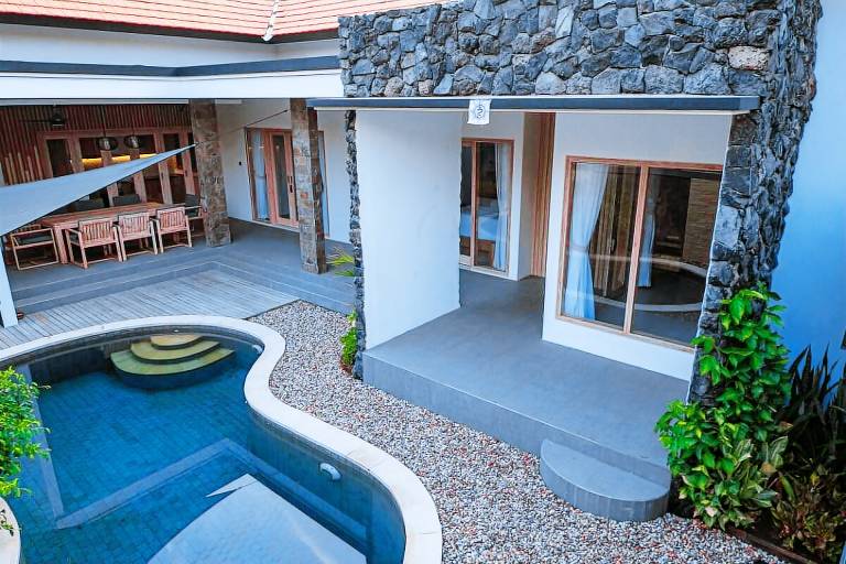 Villa with garden, terrace & private pool — photo 5
