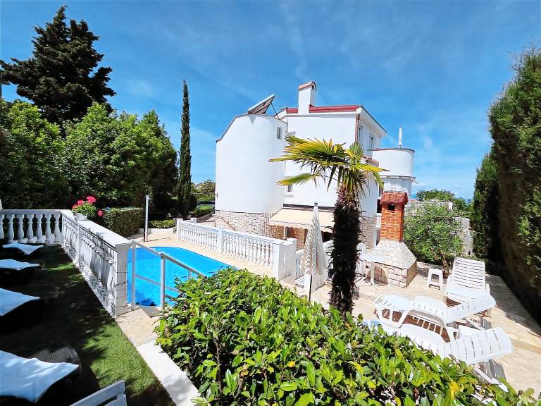 Apartma  Malinska-dubašnica