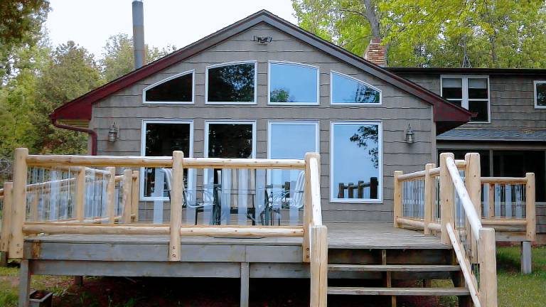 Lodge  Sturgeon Bay