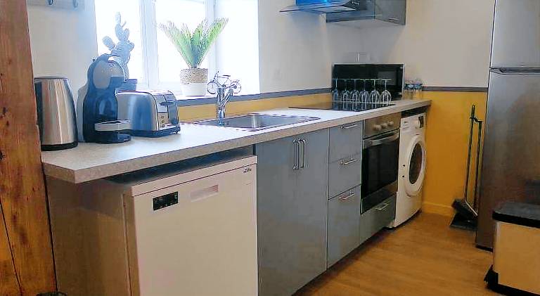 Holiday apartment with 2 rooms for 6 persons — photo 5