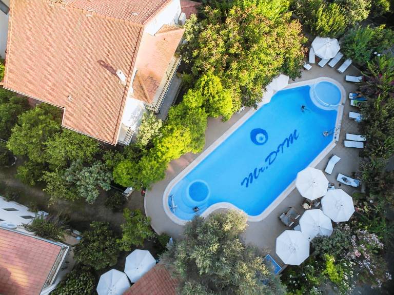 Pleasant holiday apartment with terrace, sauna & private pool | Perfect for remote work | Pets allowed in Mugla