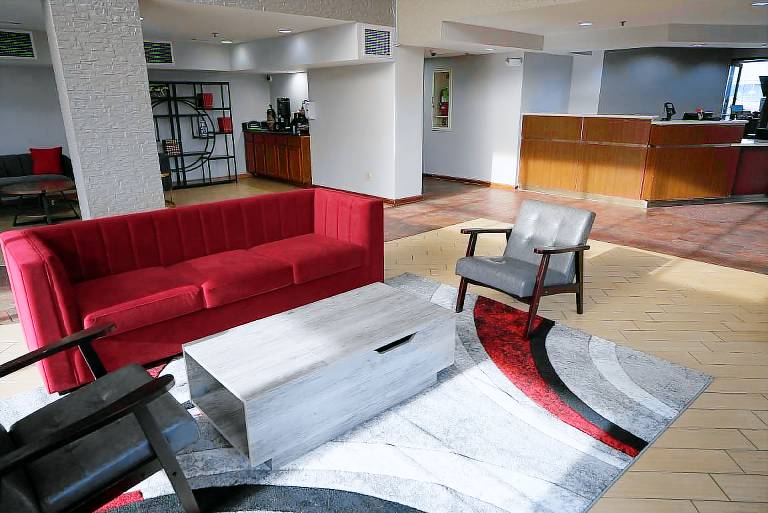 Ramada by Wyndham Tulsa Broken Arrow — photo 4