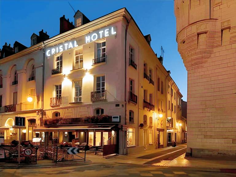 Logis Hotel Restaurant Cristal in Saumur