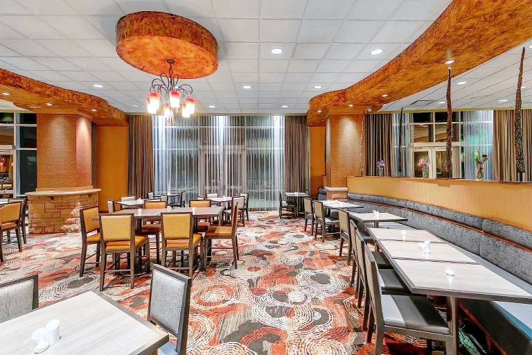Embassy Suites by Hilton Loveland Conference Center — photo 5