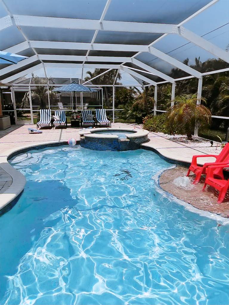 Ferienhaus mit privatem Pool