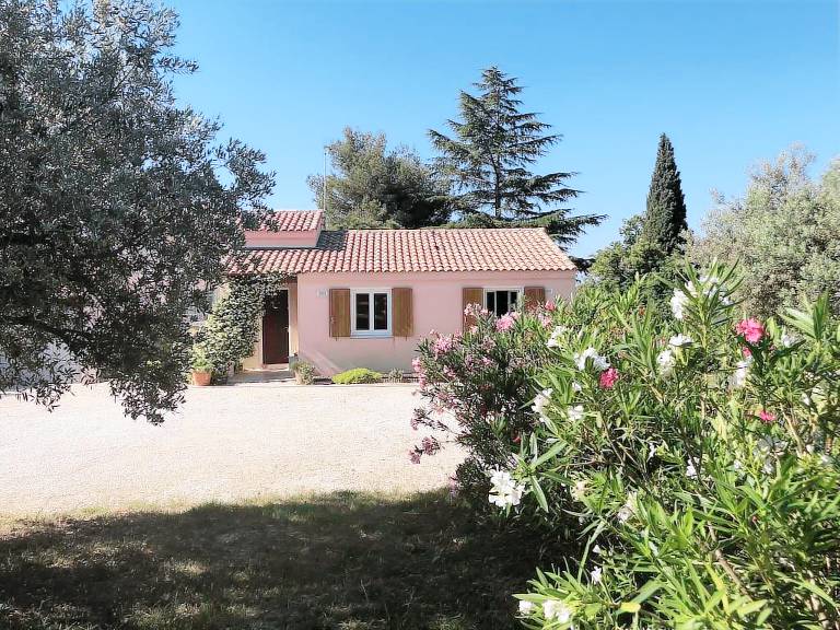 House  Éguilles