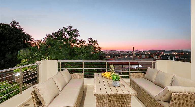 Villa with terrace & private pool — photo 5