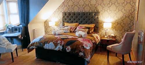 Outlander Boutique B&B Super King