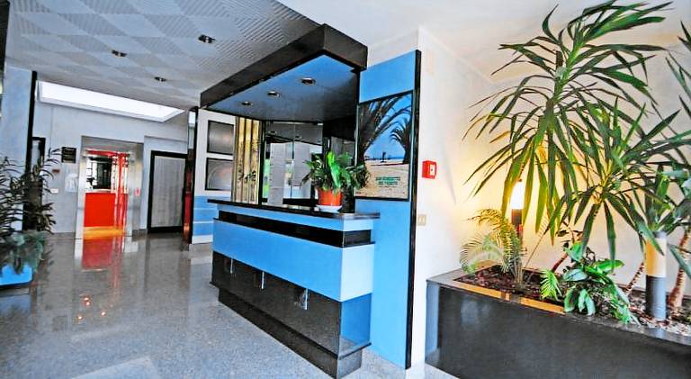 Serviced apartment with private pool — photo 3