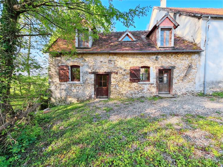 Charming Riverside Mill with Pool, Garden, and Terrace in Brenne — photo 3