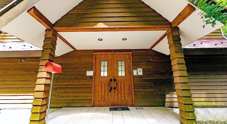 Villa with 4 rooms for 16 persons — photo 4