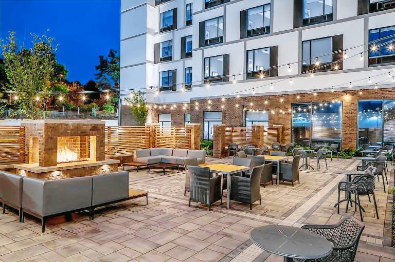 Hampton Inn & Suites Raleigh Midtown