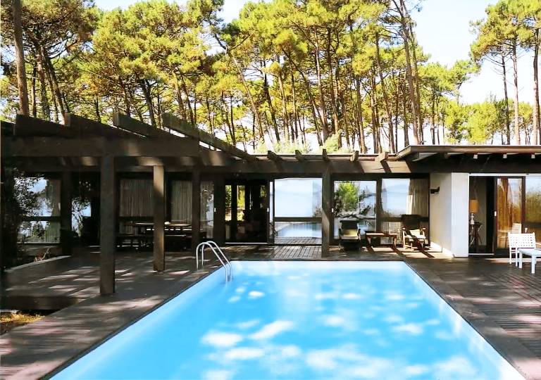 Fully equipped vacation home with garden & pool | Close to the beach | Pet-friendly in Biscarrosse
