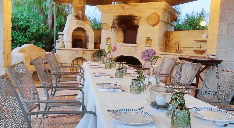 Villa with terrace & garden | Pet-friendly — photo 2