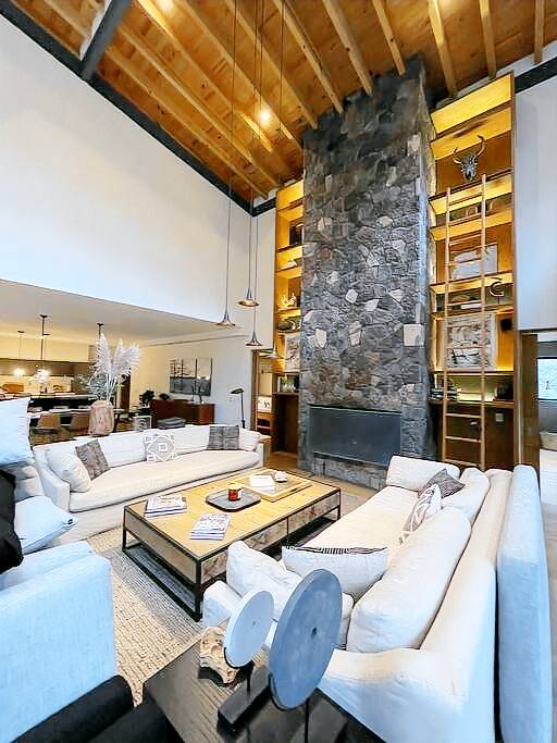 Incomparable House with Jacuzzi and Patio