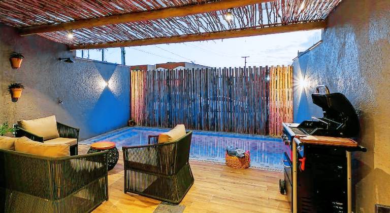 Vacation home with jacuzzi & pool — photo 5