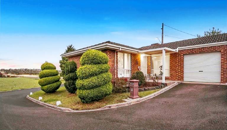 Cottage Dandenong