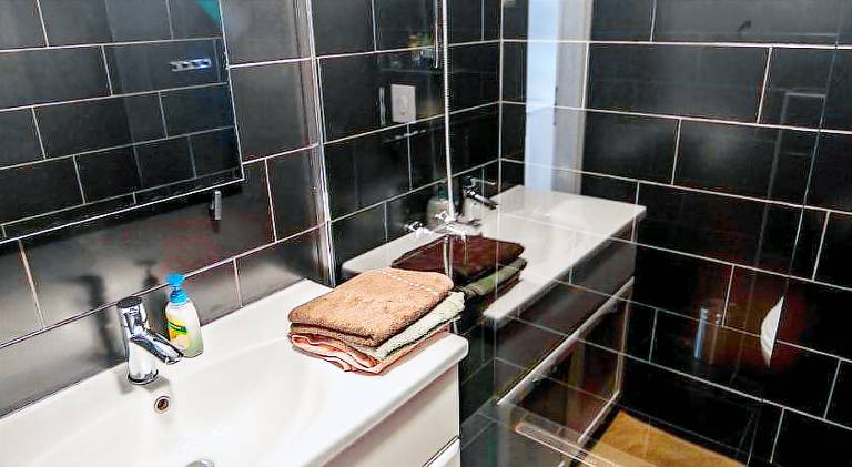 Holiday apartment with 1 room for 5 persons — photo 2