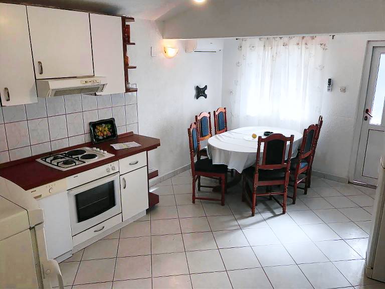 Three bedroom apartment with terrace and sea view Makarska (A-6791-a) — photo 5