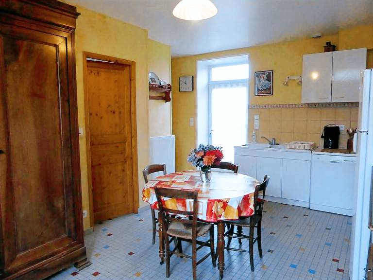 Charming Cottage with Garden, Near Paris & Orléans — photo 4